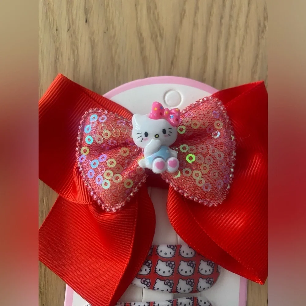 🆕 Hello Kitty Hair Bow + Hair Clips 🆕